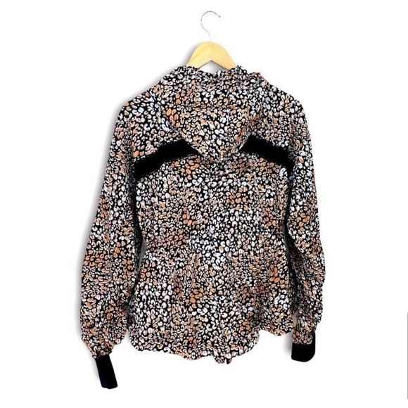 Free People Run Wild Hooded Jacket in Leopard Size Small - Picture 8 of 14